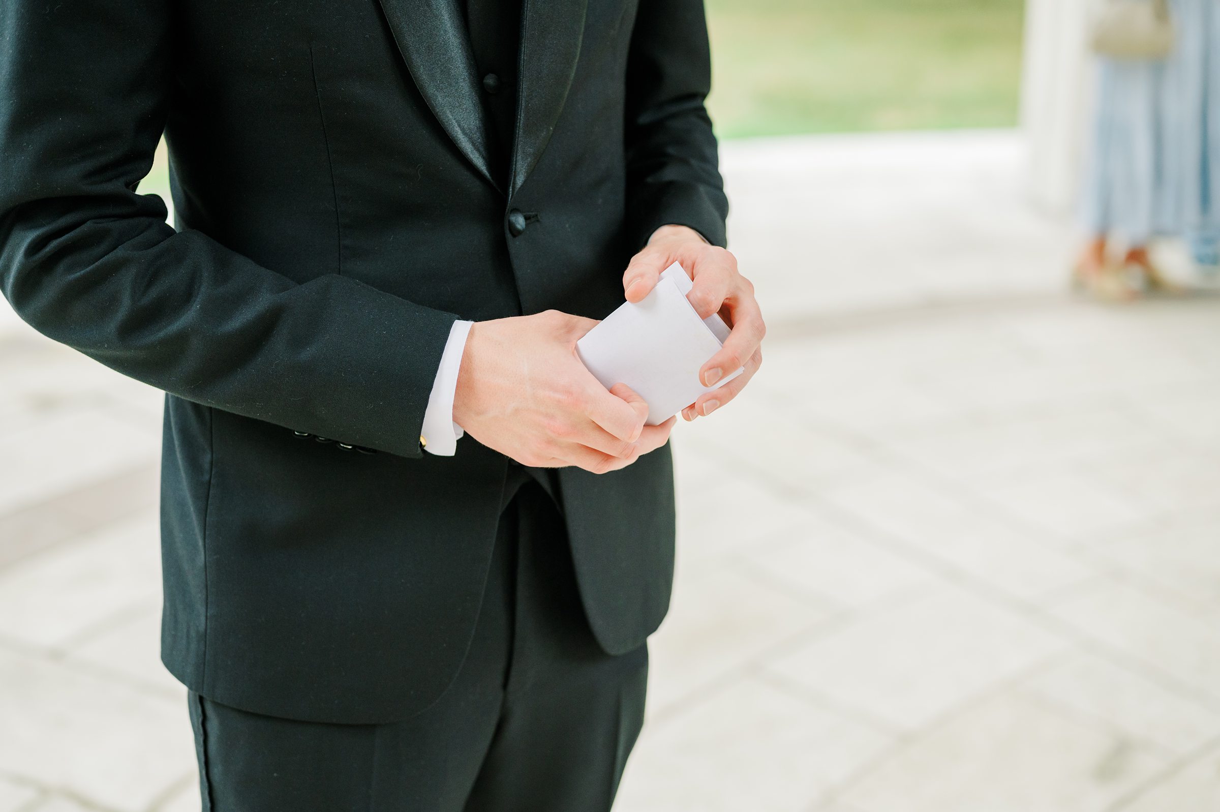 Summer elopement at the DC War Memorial Photographed by Baltimore Wedding Photographer Cait Kramer Photography