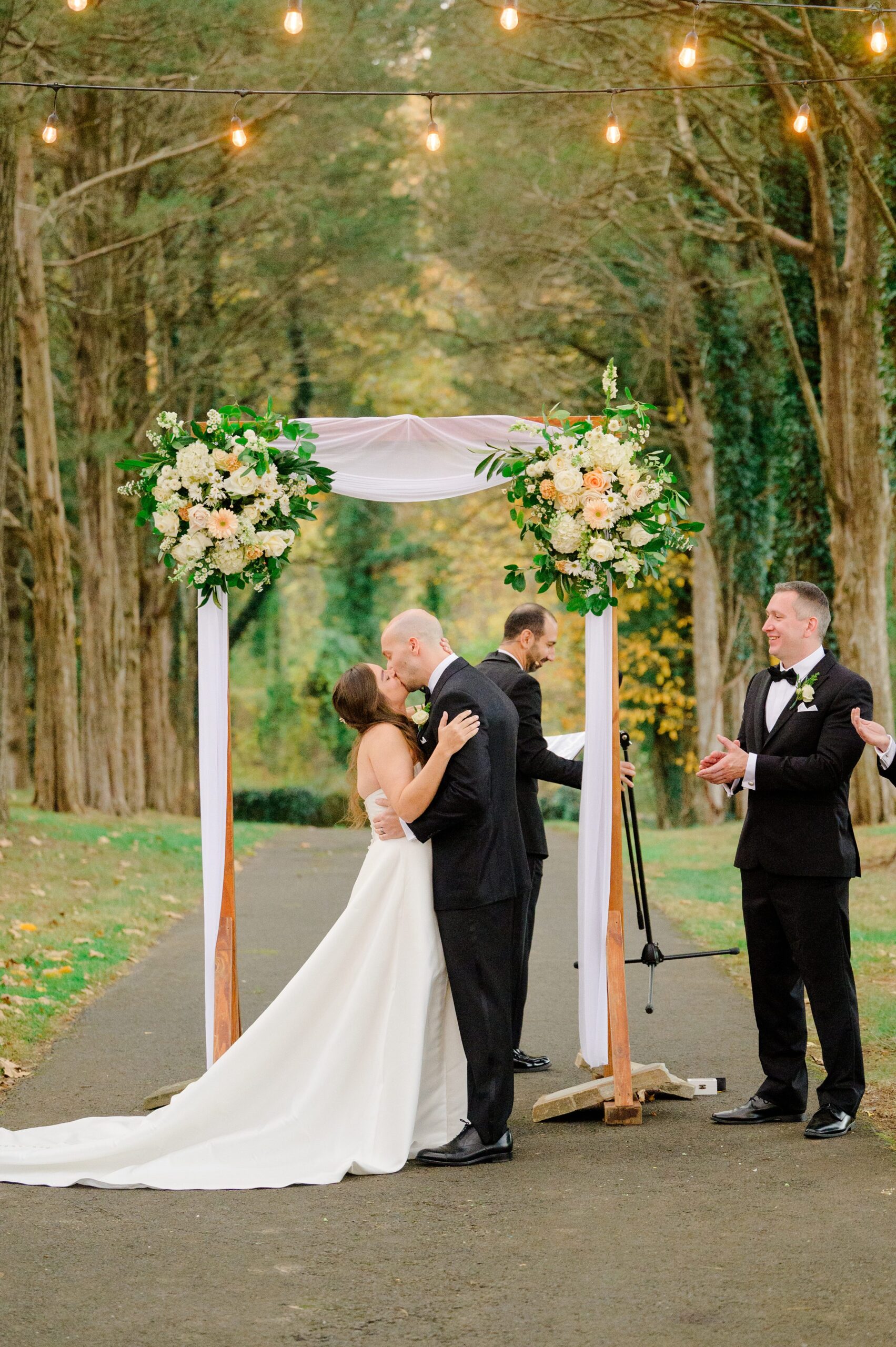 Wedding Ceremony at Poplar Springs Manor in Warrenton, Virginia photographed by Baltimore Wedding Photographer Cait Kramer