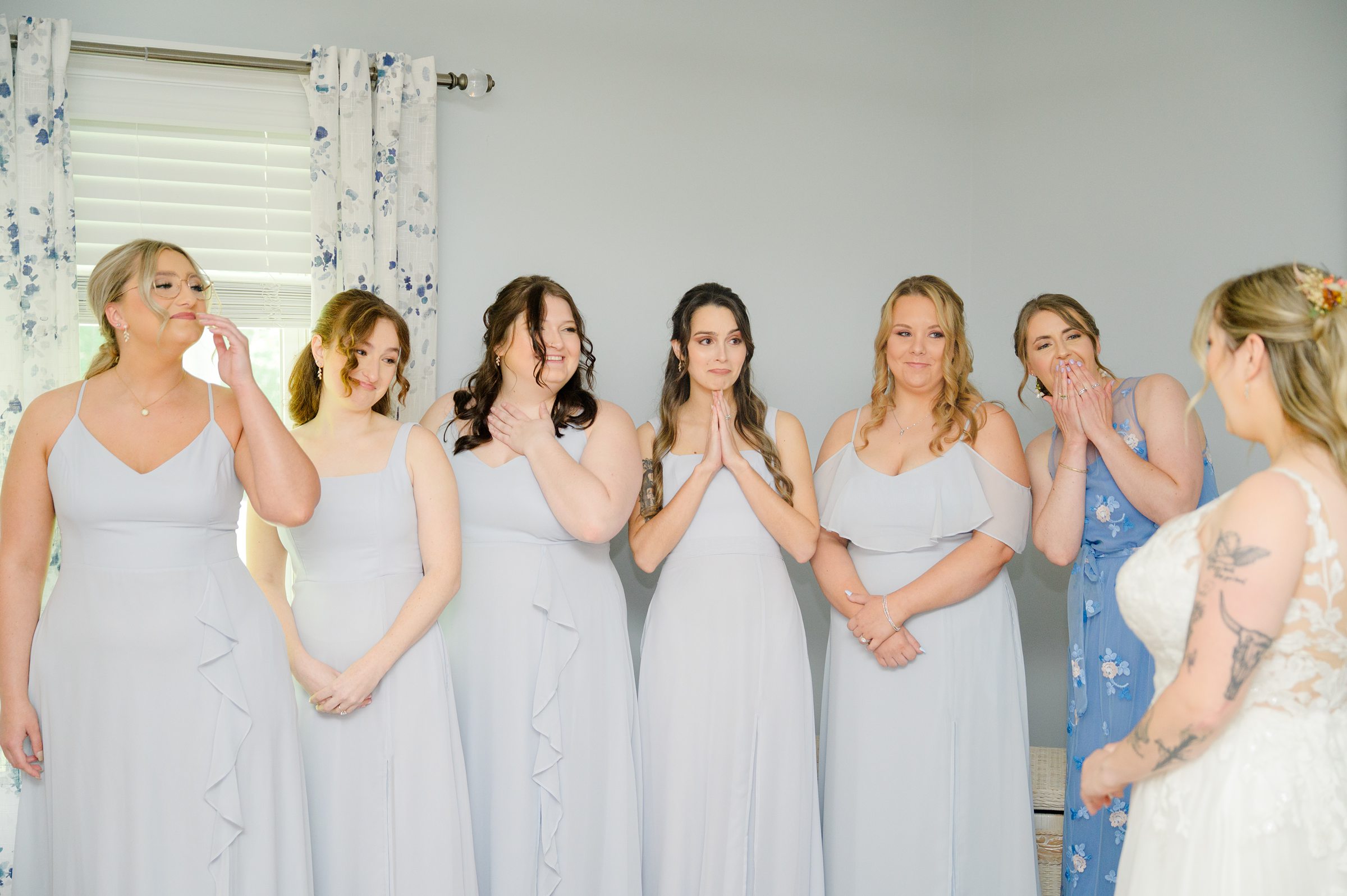 Pastel private estate wedding in Southern Maryland photographed by Baltimore Wedding Photographer Cait Kramer.