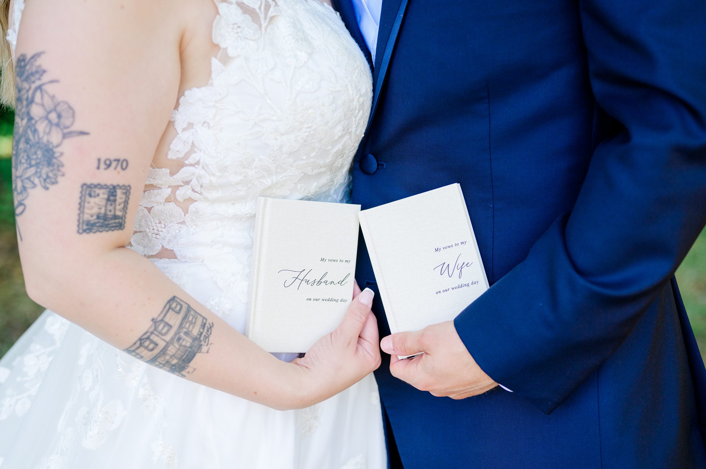 Pastel private estate wedding in Southern Maryland photographed by Baltimore Wedding Photographer Cait Kramer.