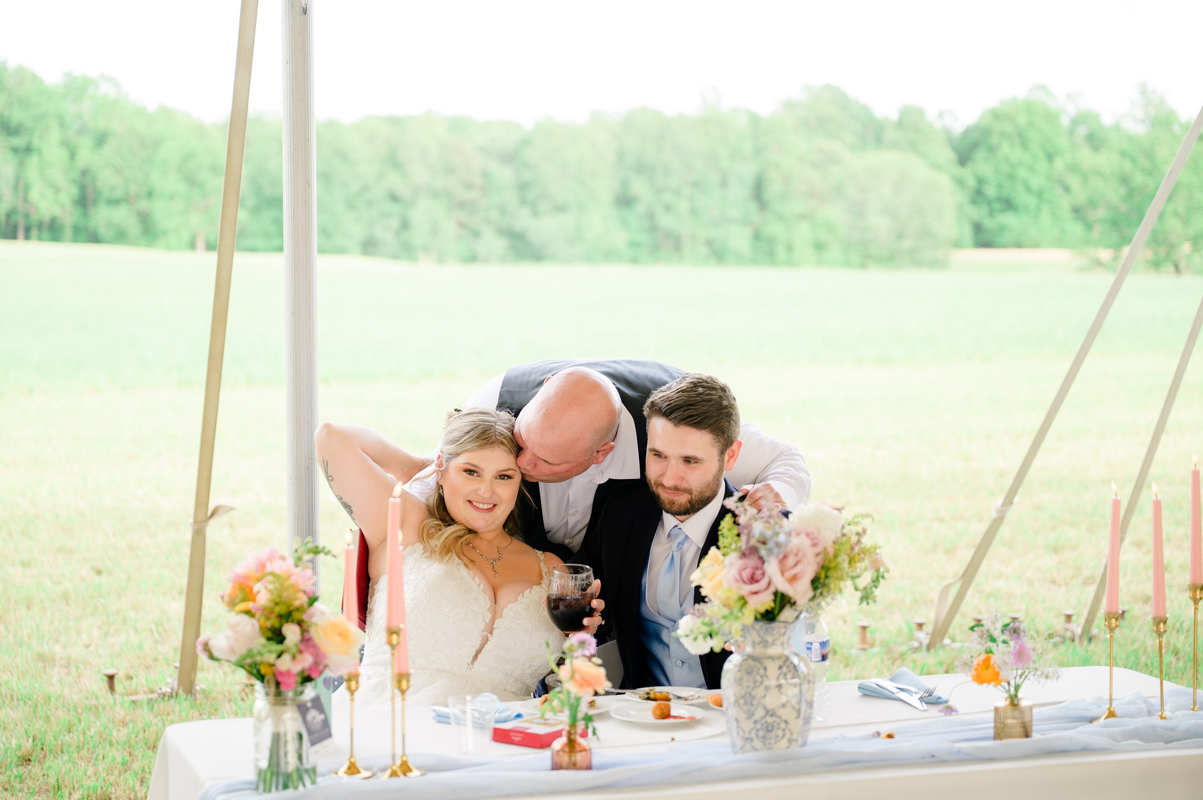 Pastel private estate wedding in Southern Maryland photographed by Baltimore Wedding Photographer Cait Kramer.
