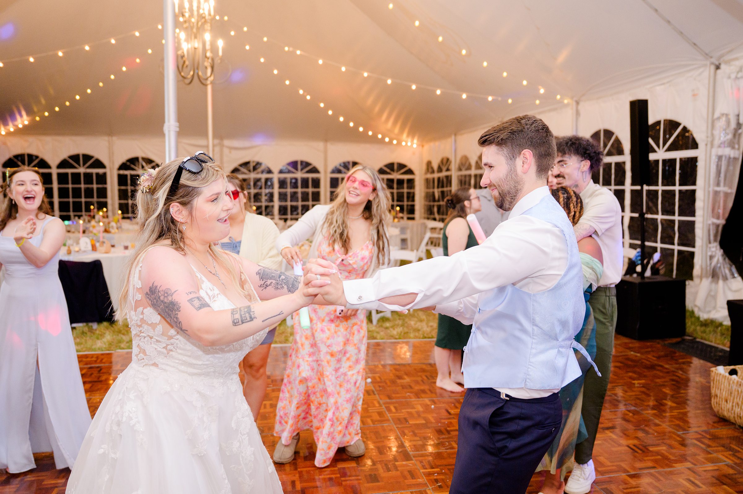 Pastel private estate wedding in Southern Maryland photographed by Baltimore Wedding Photographer Cait Kramer.