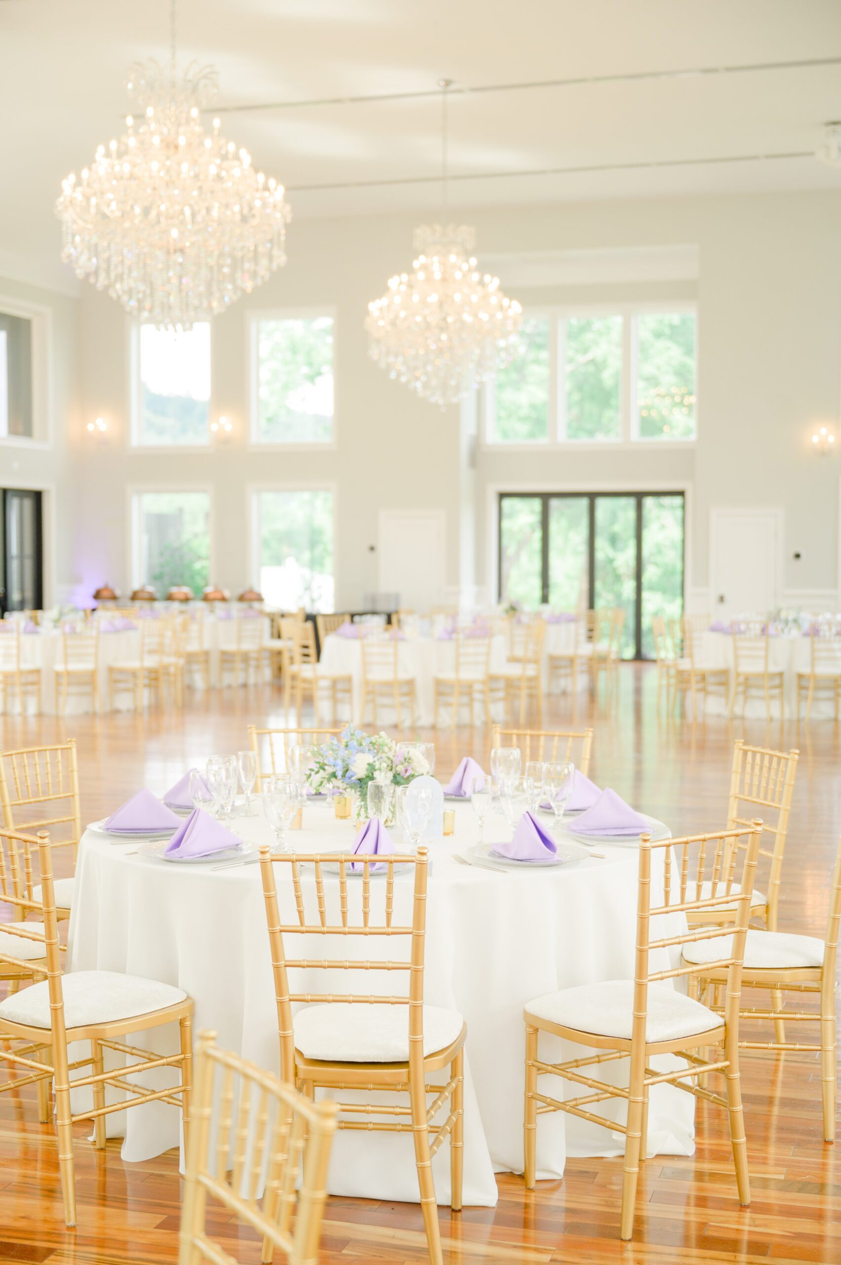 Cocktail Hour at The View at Bluemont photographed by Baltimore Wedding Photographer Cait Kramer.