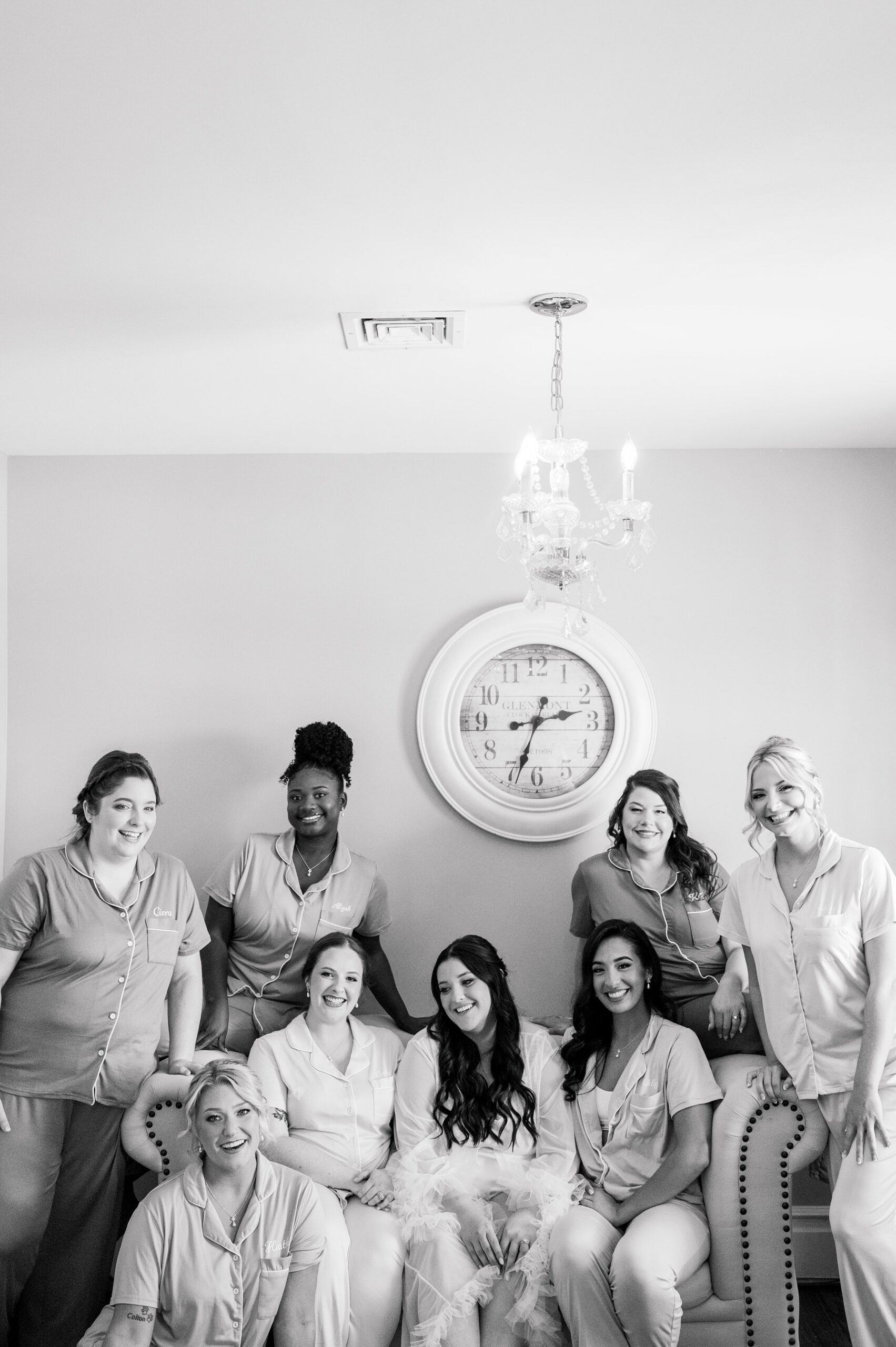 Summer wedding day at Raspberry Plain Manor in Leesburg, Virginia. Photographed by Baltimore Wedding Photographer Cait Kramer.