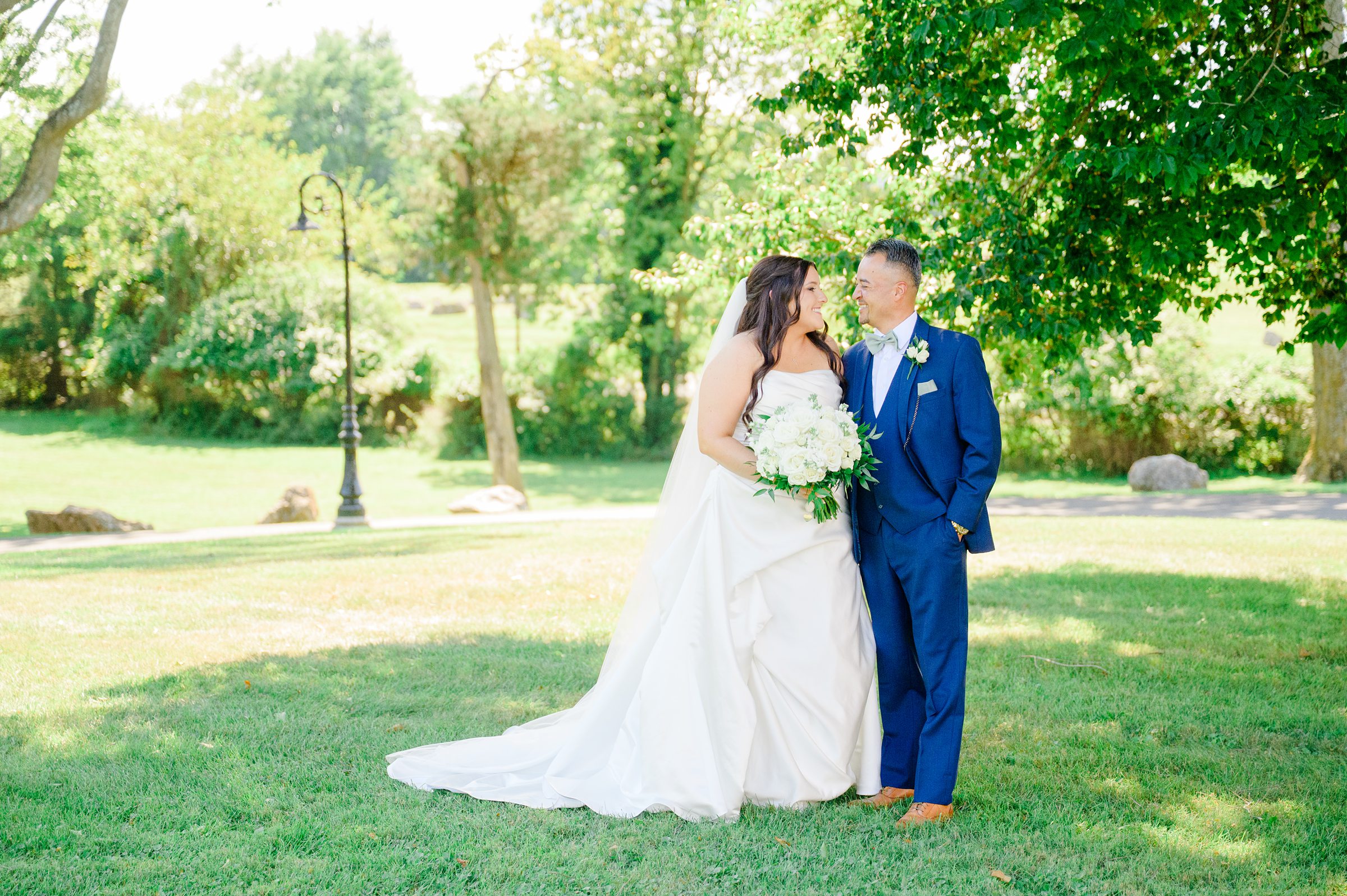 Summer wedding day at Raspberry Plain Manor in Leesburg, Virginia. Photographed by Baltimore Wedding Photographer Cait Kramer.