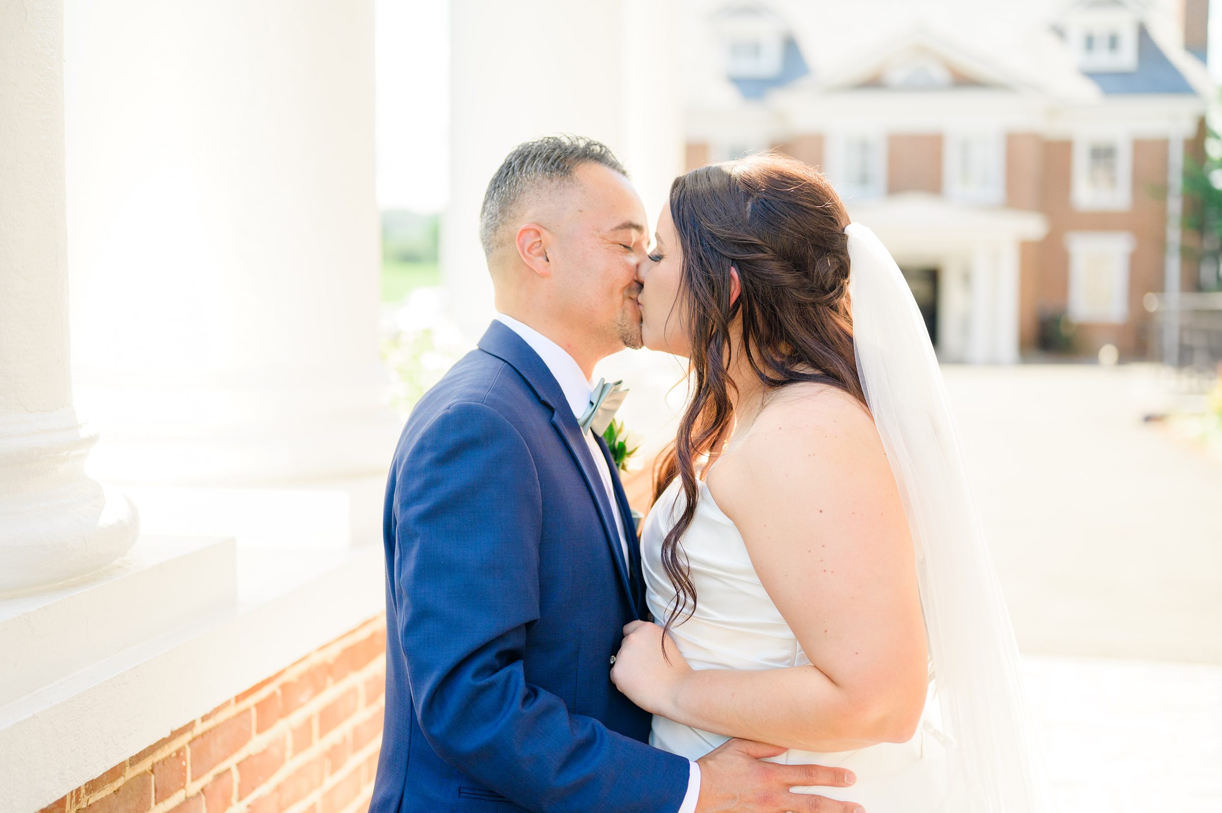 Summer wedding day at Raspberry Plain Manor in Leesburg, Virginia. Photographed by Baltimore Wedding Photographer Cait Kramer.