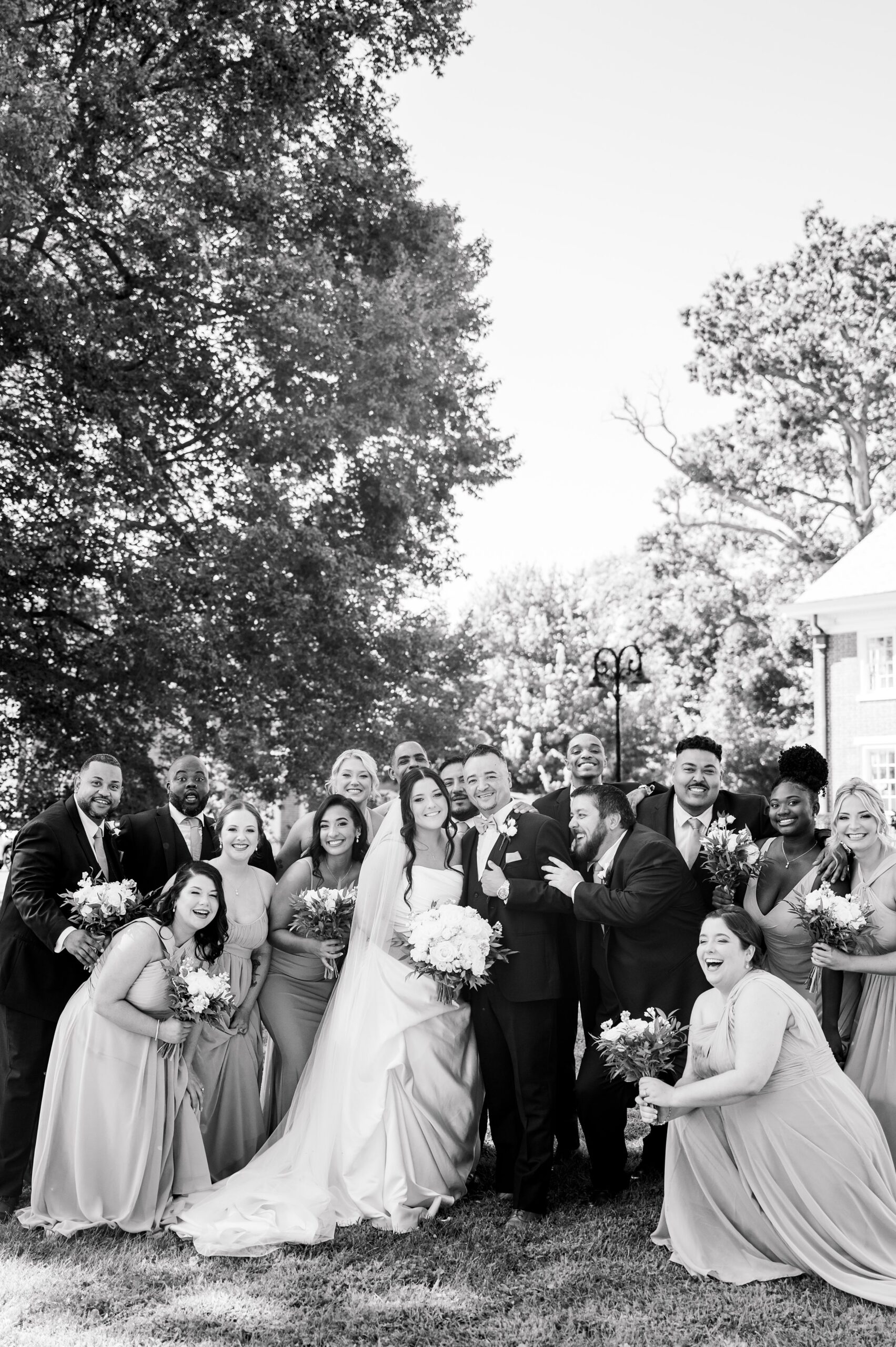 Summer wedding day at Raspberry Plain Manor in Leesburg, Virginia. Photographed by Baltimore Wedding Photographer Cait Kramer.