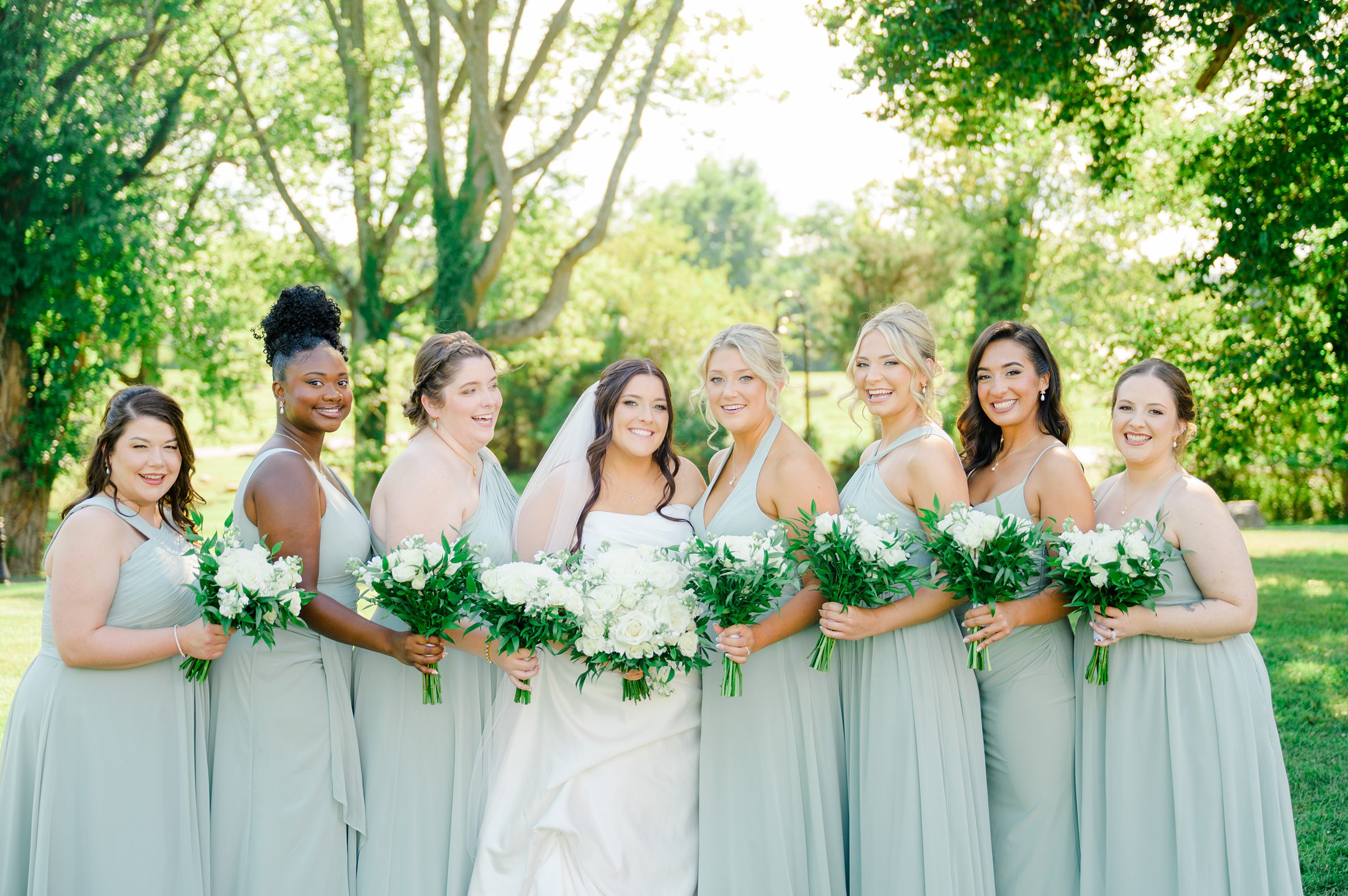 Summer wedding day at Raspberry Plain Manor in Leesburg, Virginia. Photographed by Baltimore Wedding Photographer Cait Kramer.