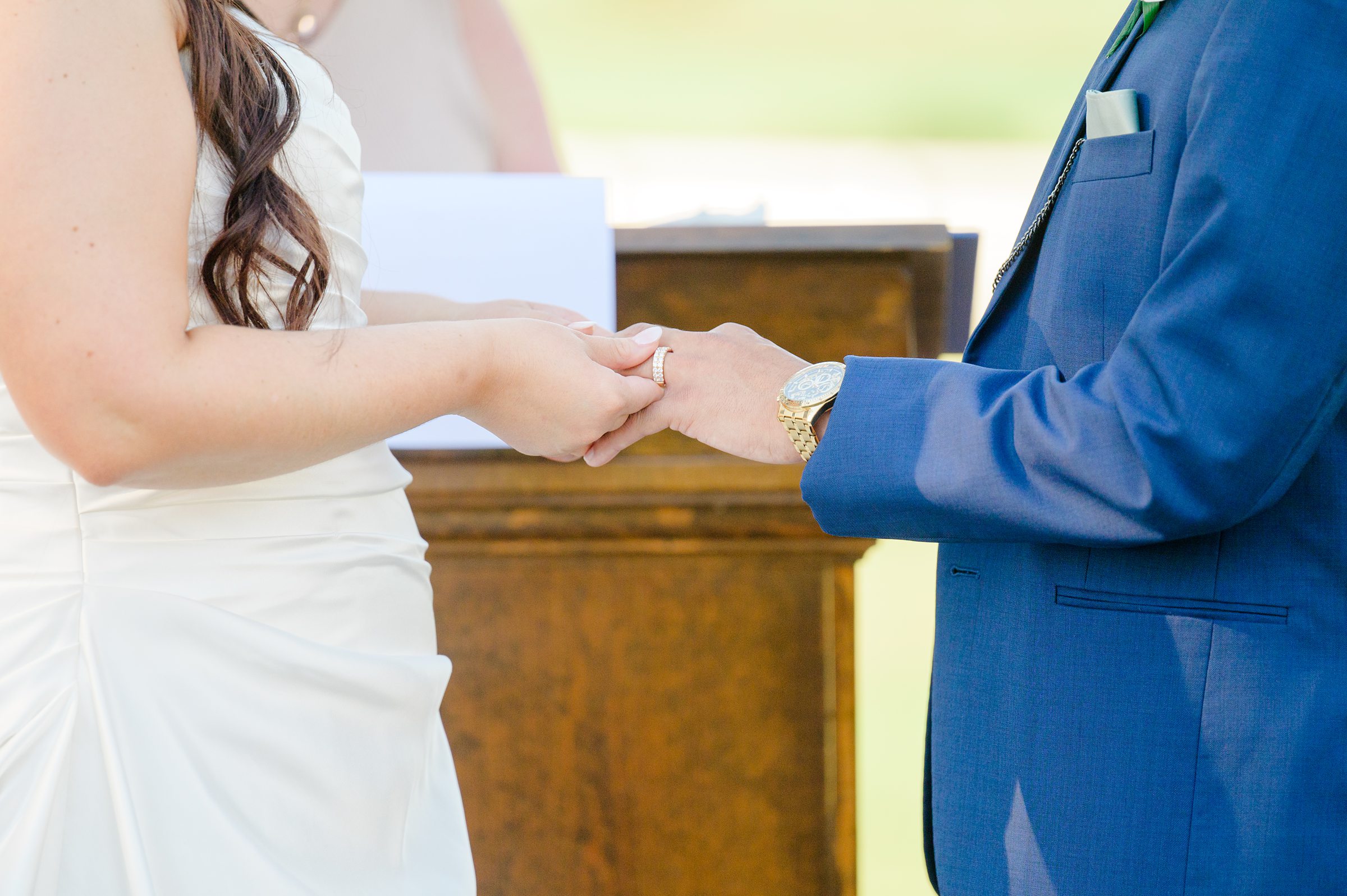 Summer wedding day at Raspberry Plain Manor in Leesburg, Virginia. Photographed by Baltimore Wedding Photographer Cait Kramer.