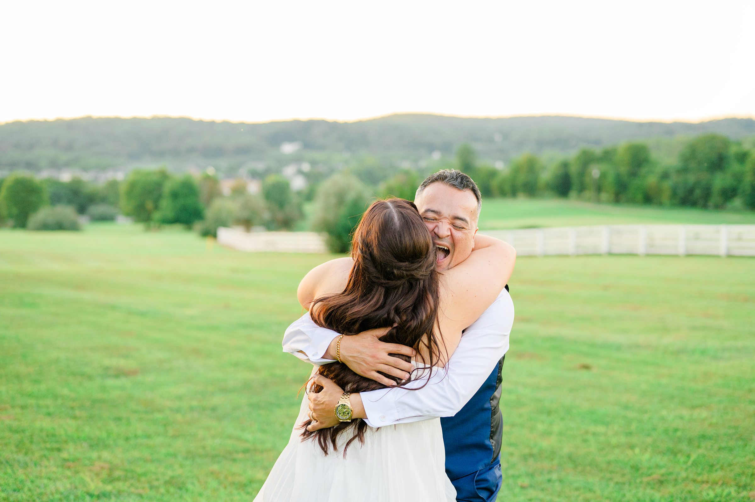 Summer wedding day at Raspberry Plain Manor in Leesburg, Virginia. Photographed by Baltimore Wedding Photographer Cait Kramer.