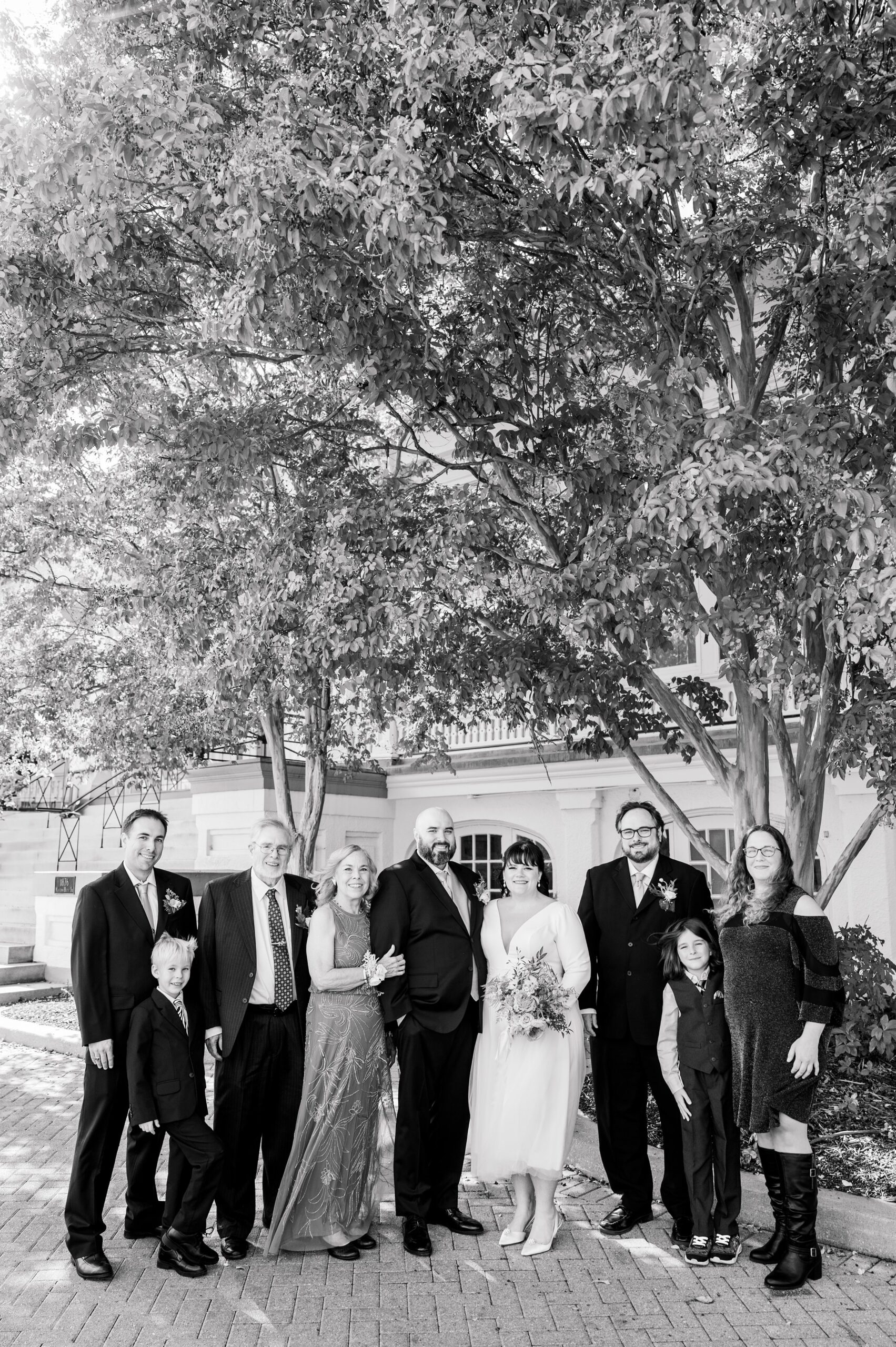 Family portraits at Maryland Zoo wedding photographed by Baltimore Wedding Photographer Cait Kramer.
