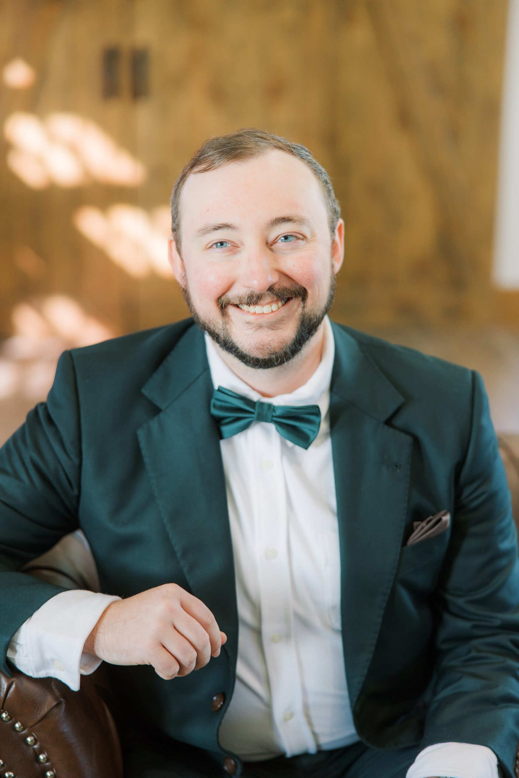 Colorful fall wedding day at Rosewood Farms in Elkton, Maryland photographed by Baltimore Wedding Photographer Cait Kramer.