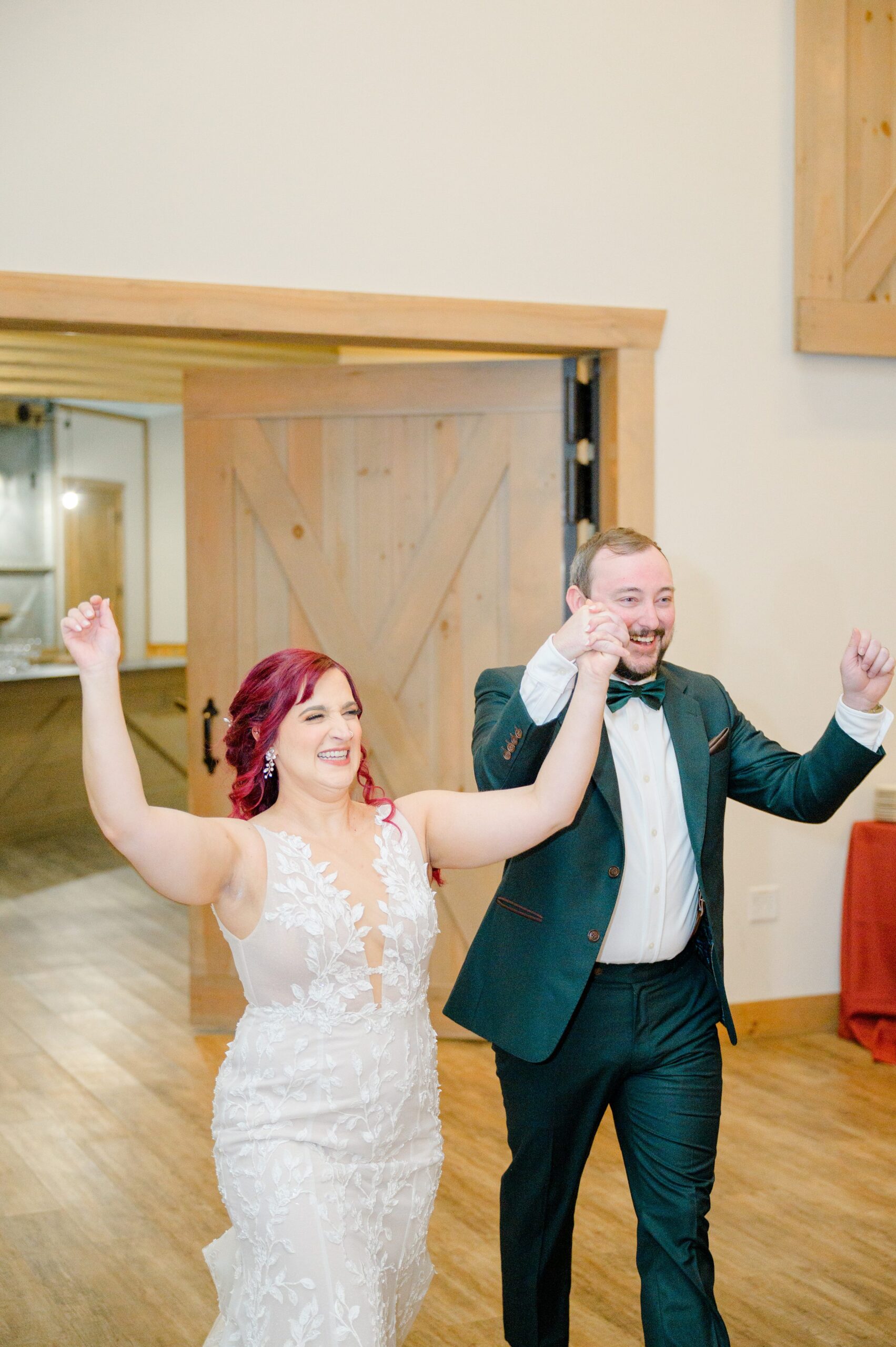Colorful fall wedding day at Rosewood Farms in Elkton, Maryland photographed by Baltimore Wedding Photographer Cait Kramer.