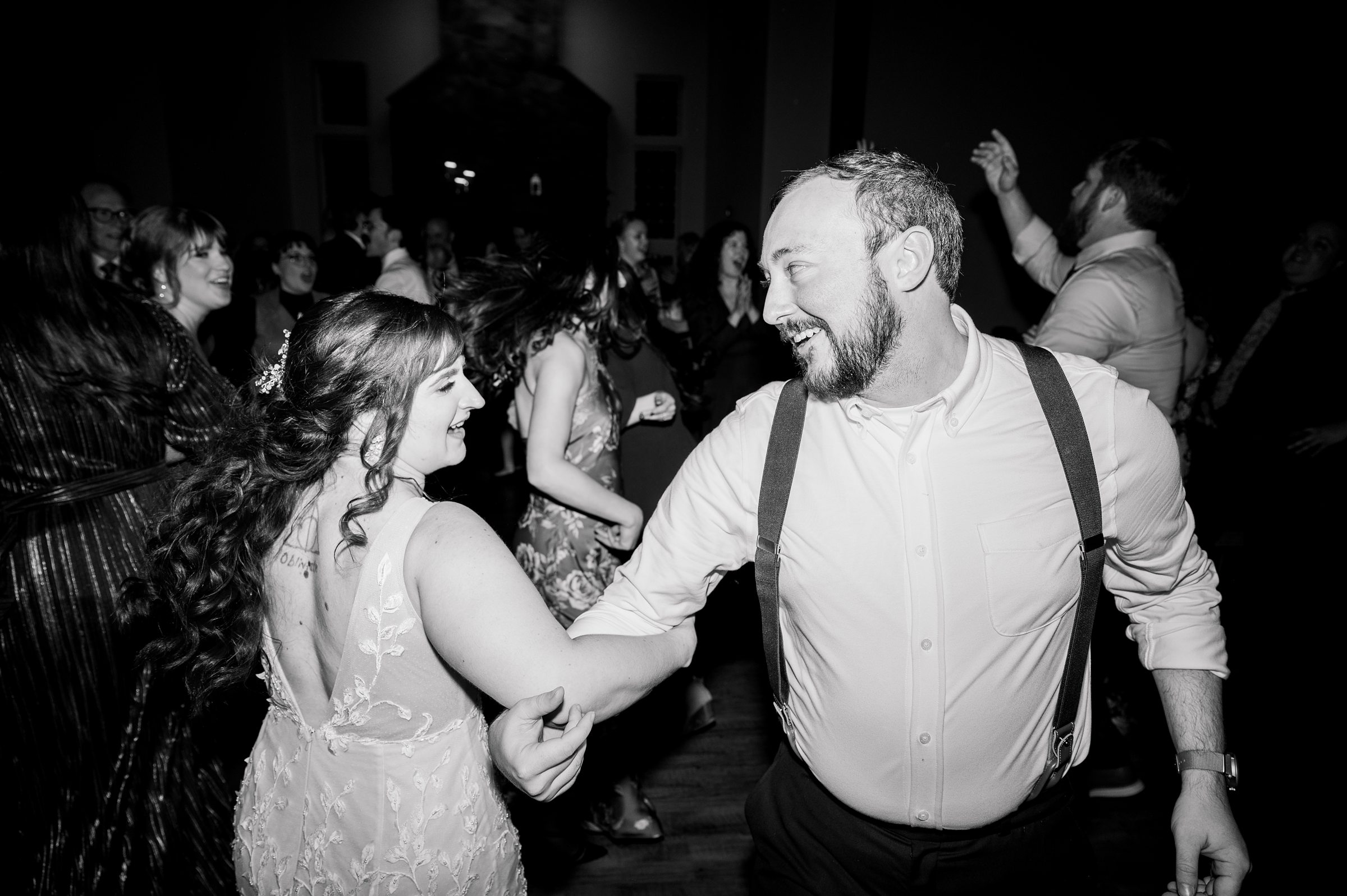 Colorful fall wedding day at Rosewood Farms in Elkton, Maryland photographed by Baltimore Wedding Photographer Cait Kramer.