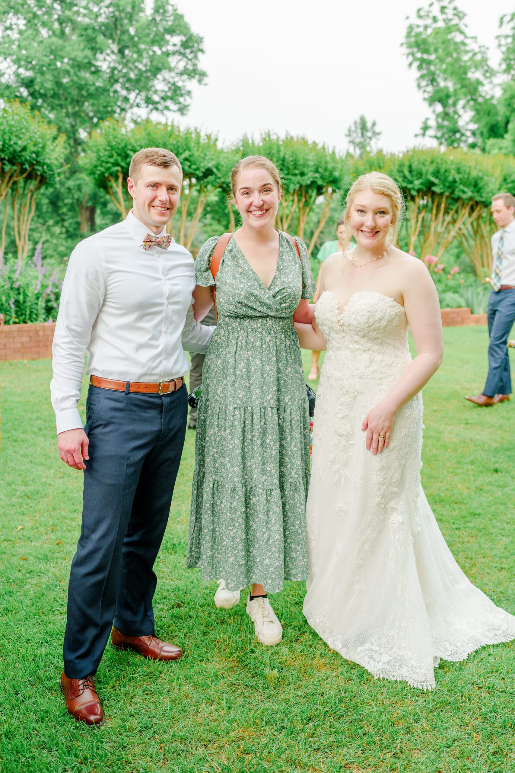 Intimate Clifton Inn Wedding in Charlottesville, Virginia photographed by Baltimore Wedding Photographer Cait Kramer.